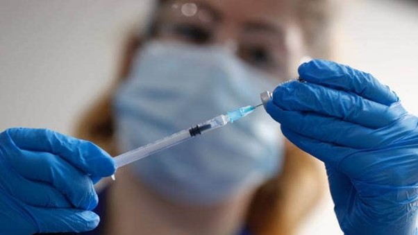 Employers' obligations when the coronavirus vaccines arrive